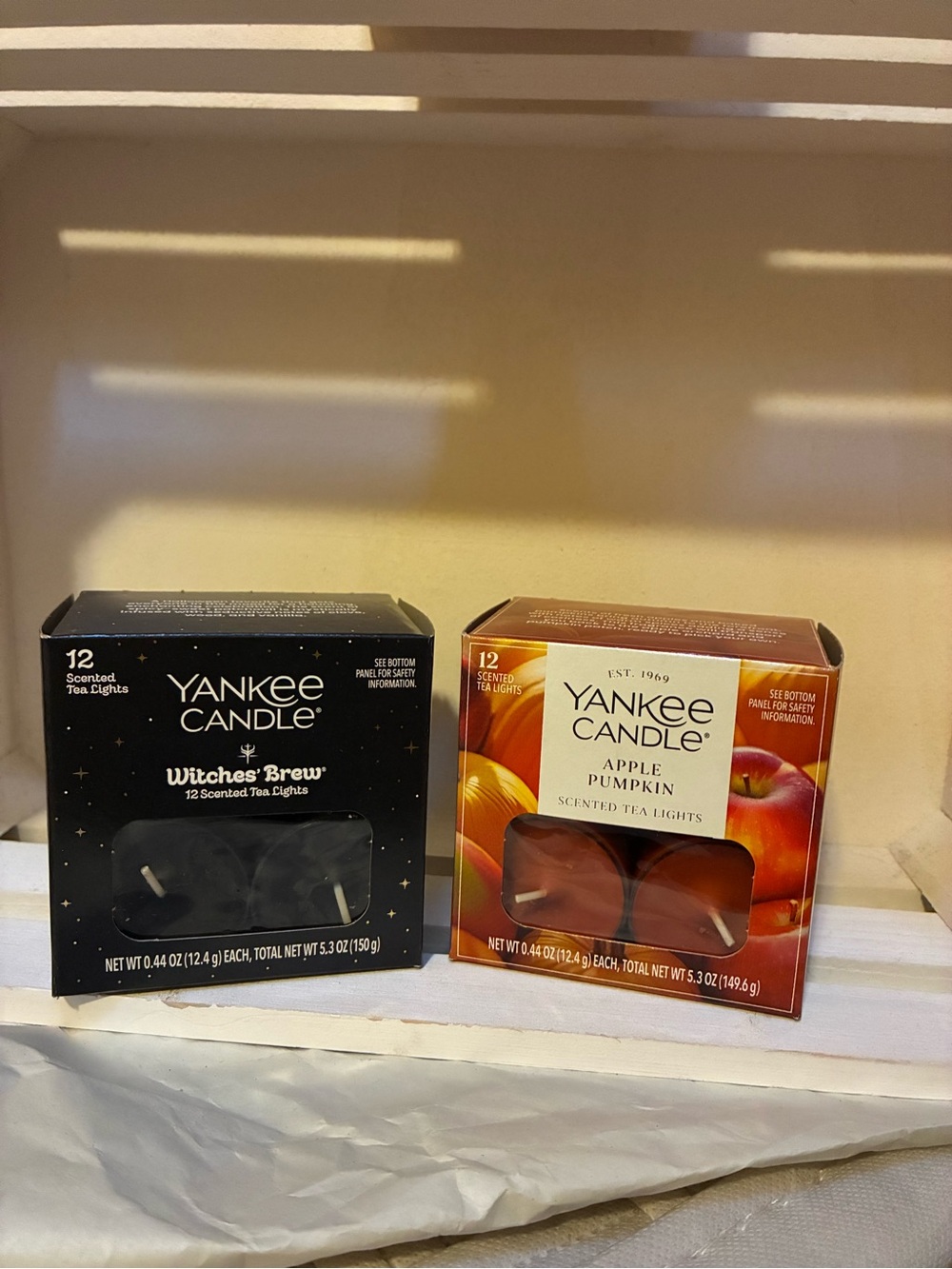 Yankee Candle Tea Lights - Black Witches' Brew & Orange Apple Pumpkin